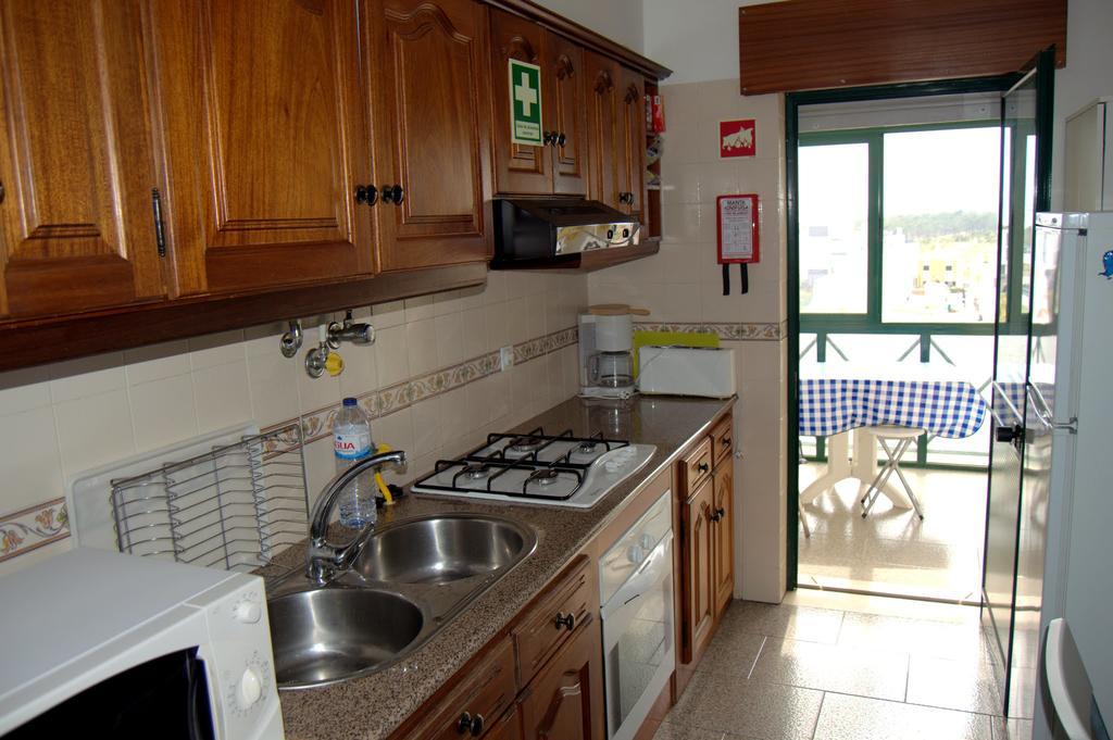 Apartamento Sol E Mar 2 Монте-Гордо Экстерьер фото