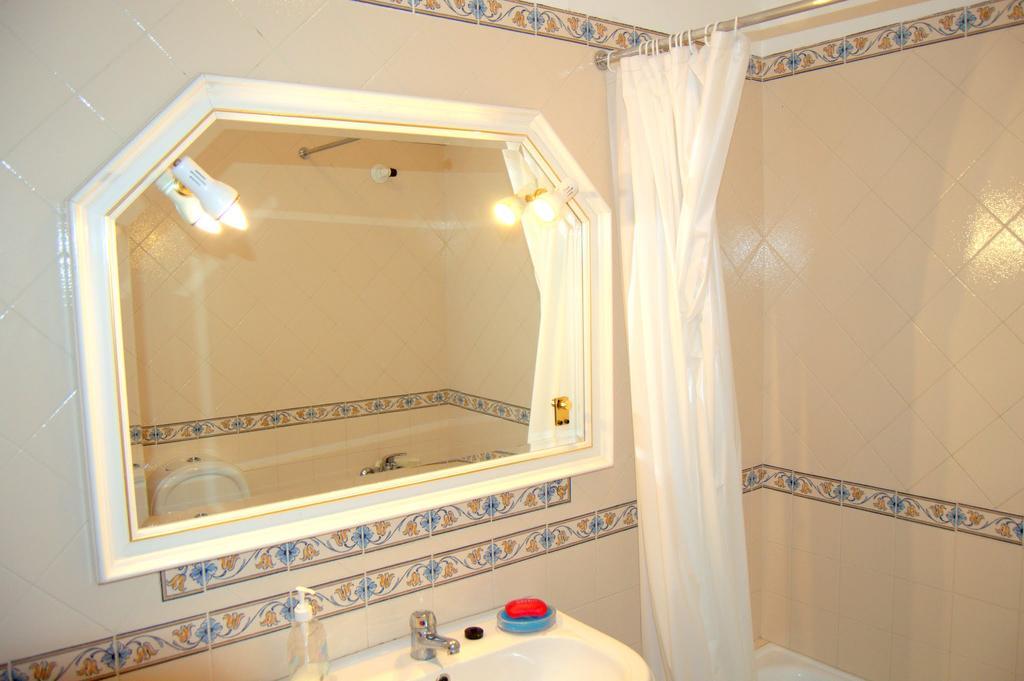 Apartamento Sol E Mar 2 Монте-Гордо Экстерьер фото